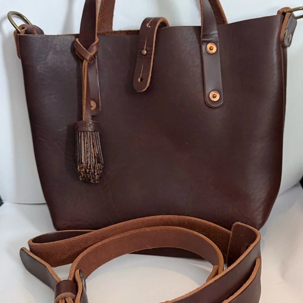Go Forth Goods Mocha Mini Avery Crossbody Tote - Picture 9 of 10
